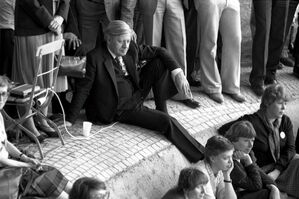 Helmut Schmidt beim SPD-Parteitag 1982 in München | Bild: Bundesarchiv/Harald Hoffmann (CC-BY-SA)